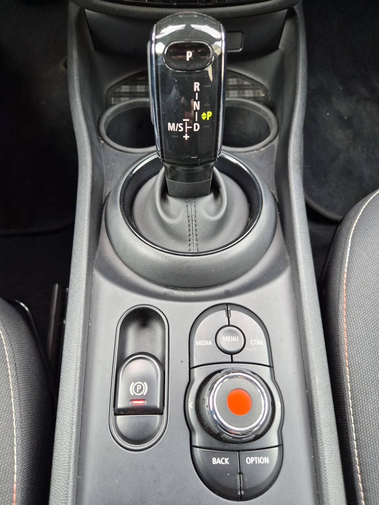 Mini Cooper Clubman 136cv*PREZZO VERO* IVA DEDUCIBILE- GARANZIA 12 MESI