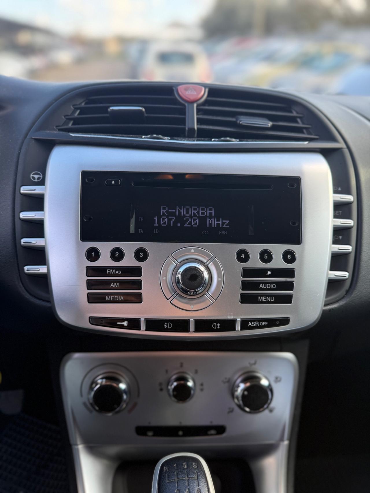 Lancia Delta 1.4 T-Jet 120 CV Platino Ecochic GPL