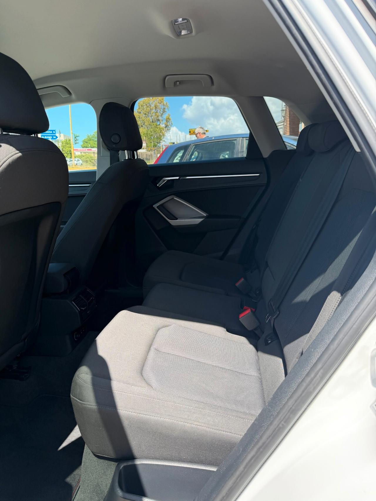 Audi Q3 35 TDI S tronic line edition