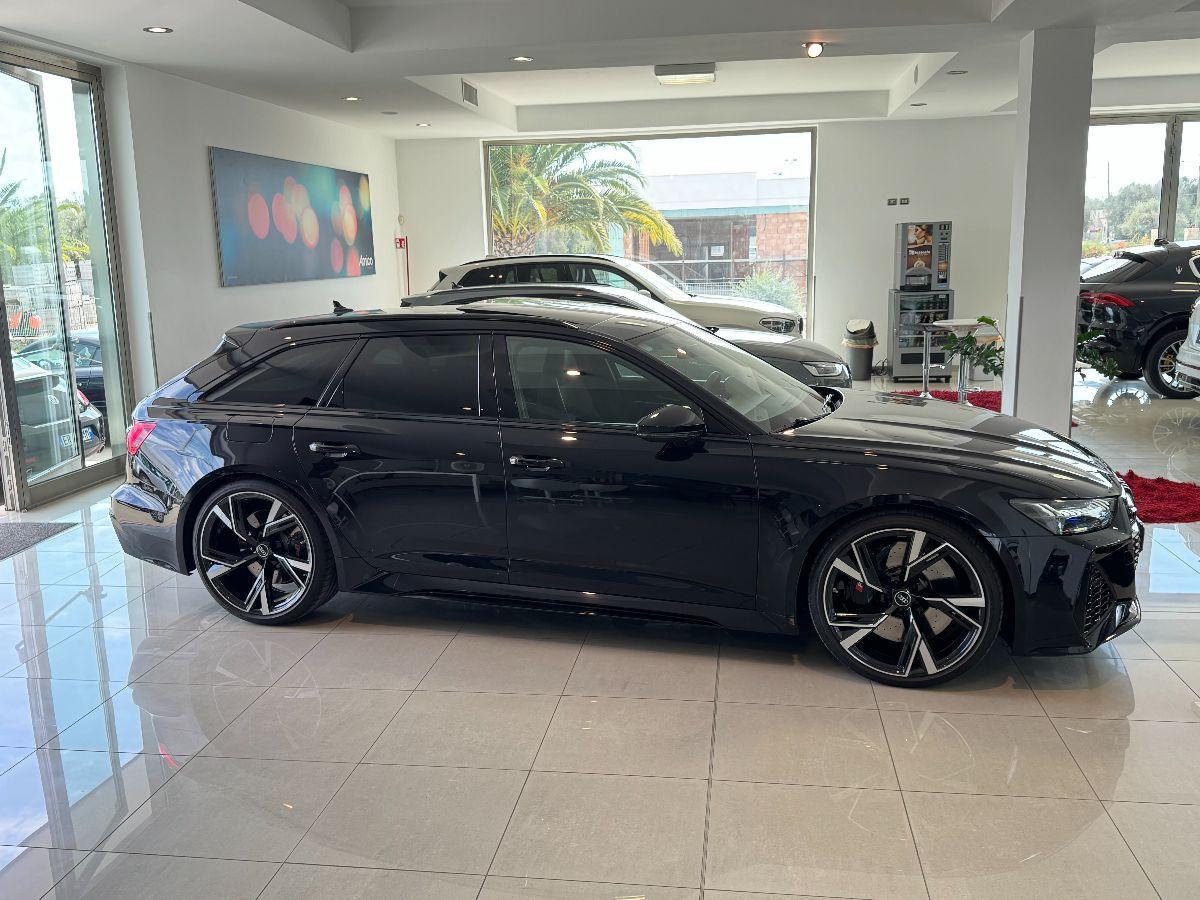 AUDI RS6 4.0 MHEV 600CV Identity Black Tetto Panorama