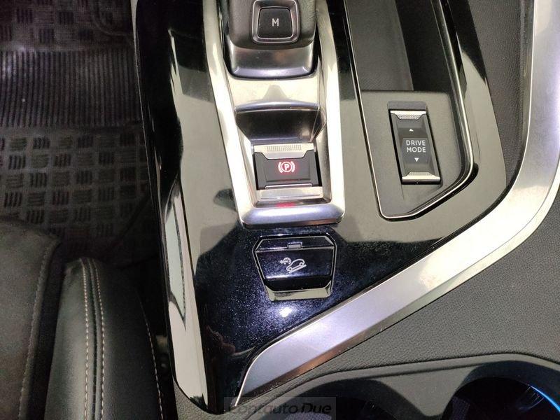 Peugeot 3008 3008 BlueHDi 130 S&S EAT8 GT PACK