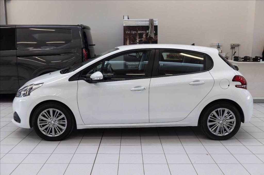 PEUGEOT 208 5p 1.2 puretech Active 82cv del 2016
