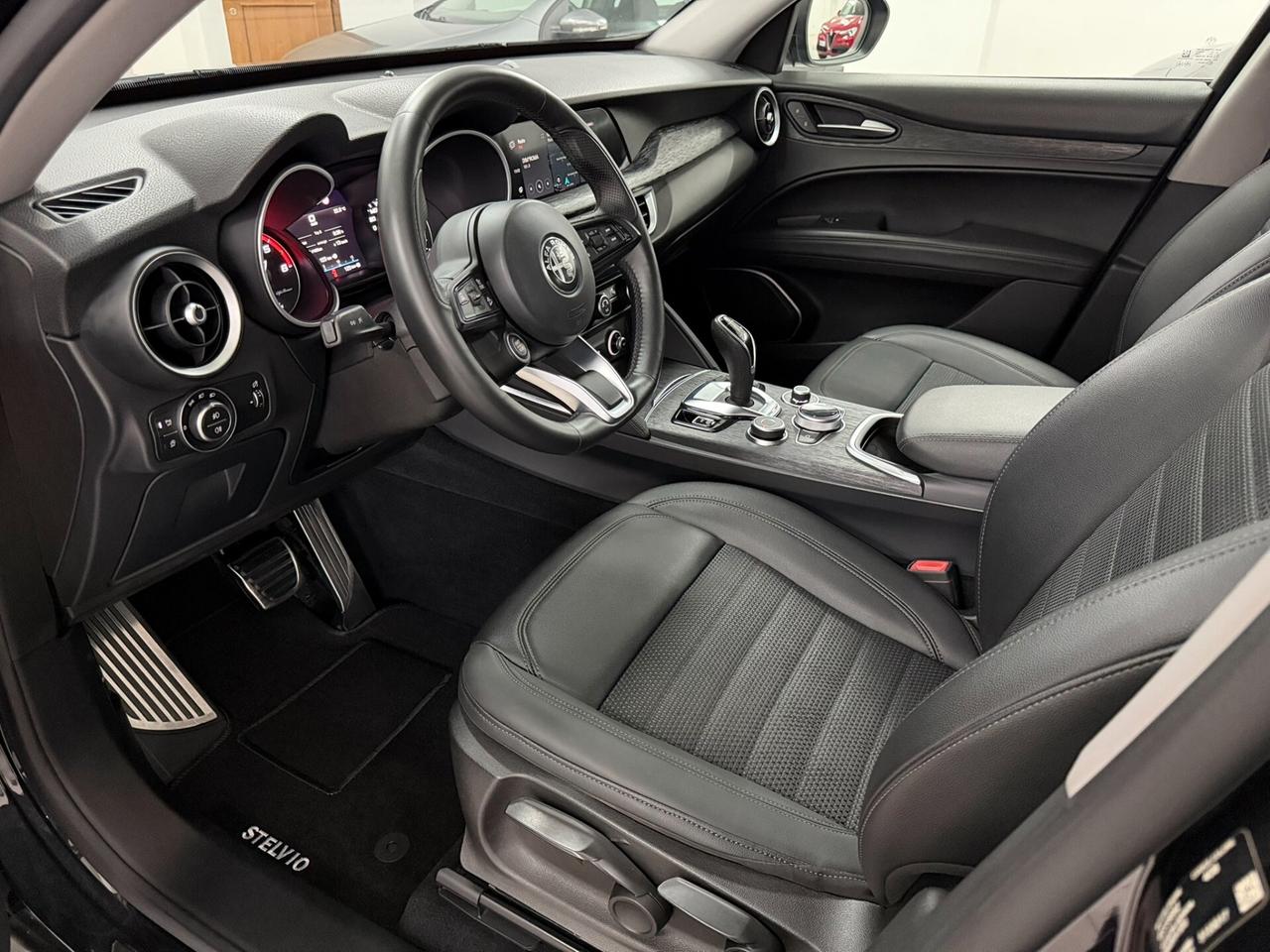 Alfa Romeo Stelvio 2.2 TD 190 CV EXECUTIVE 19" IMM. 30/12/2020