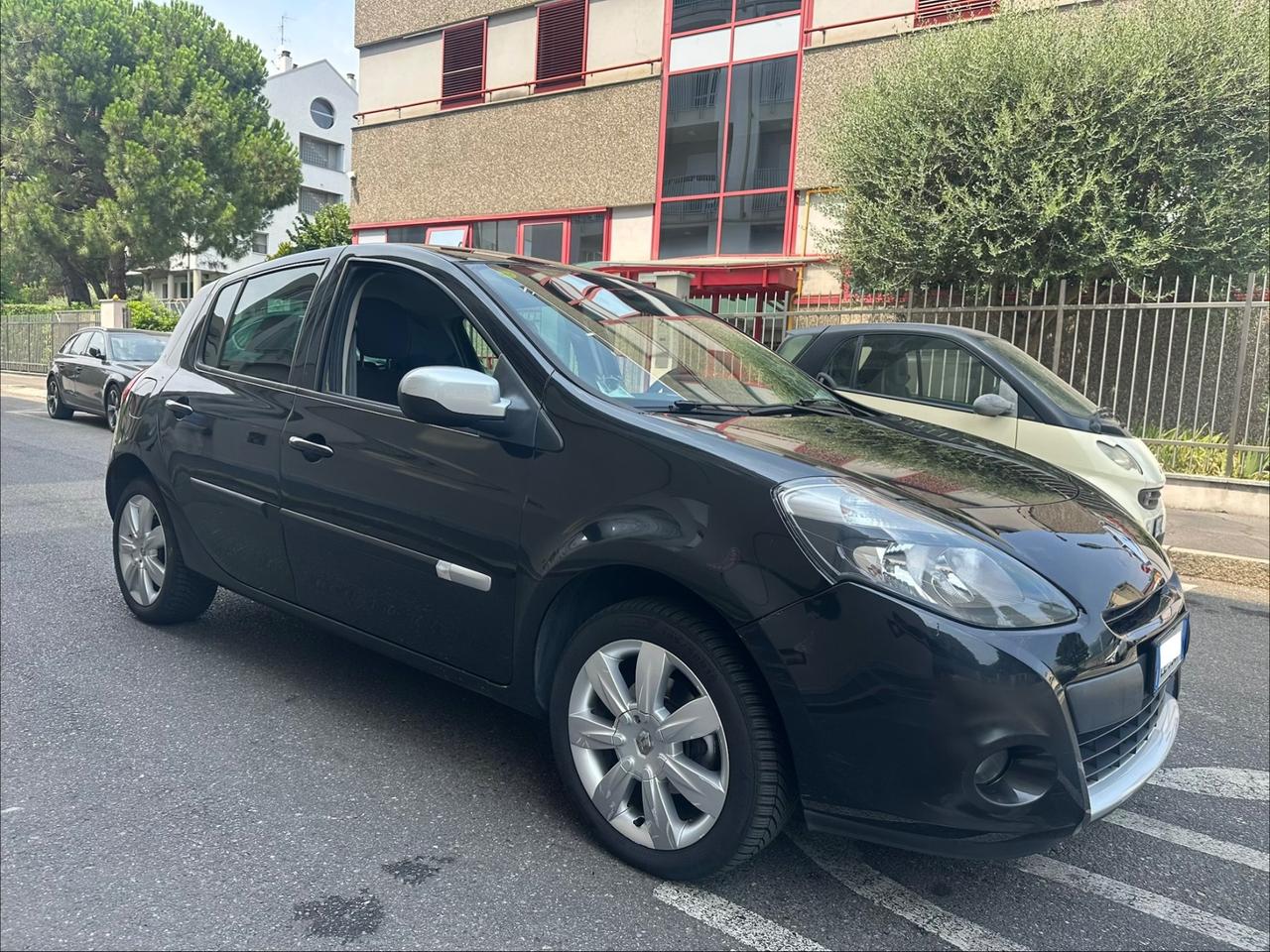Renault Clio 1.2 16V 5 porte Live! - ok neop - euro 5