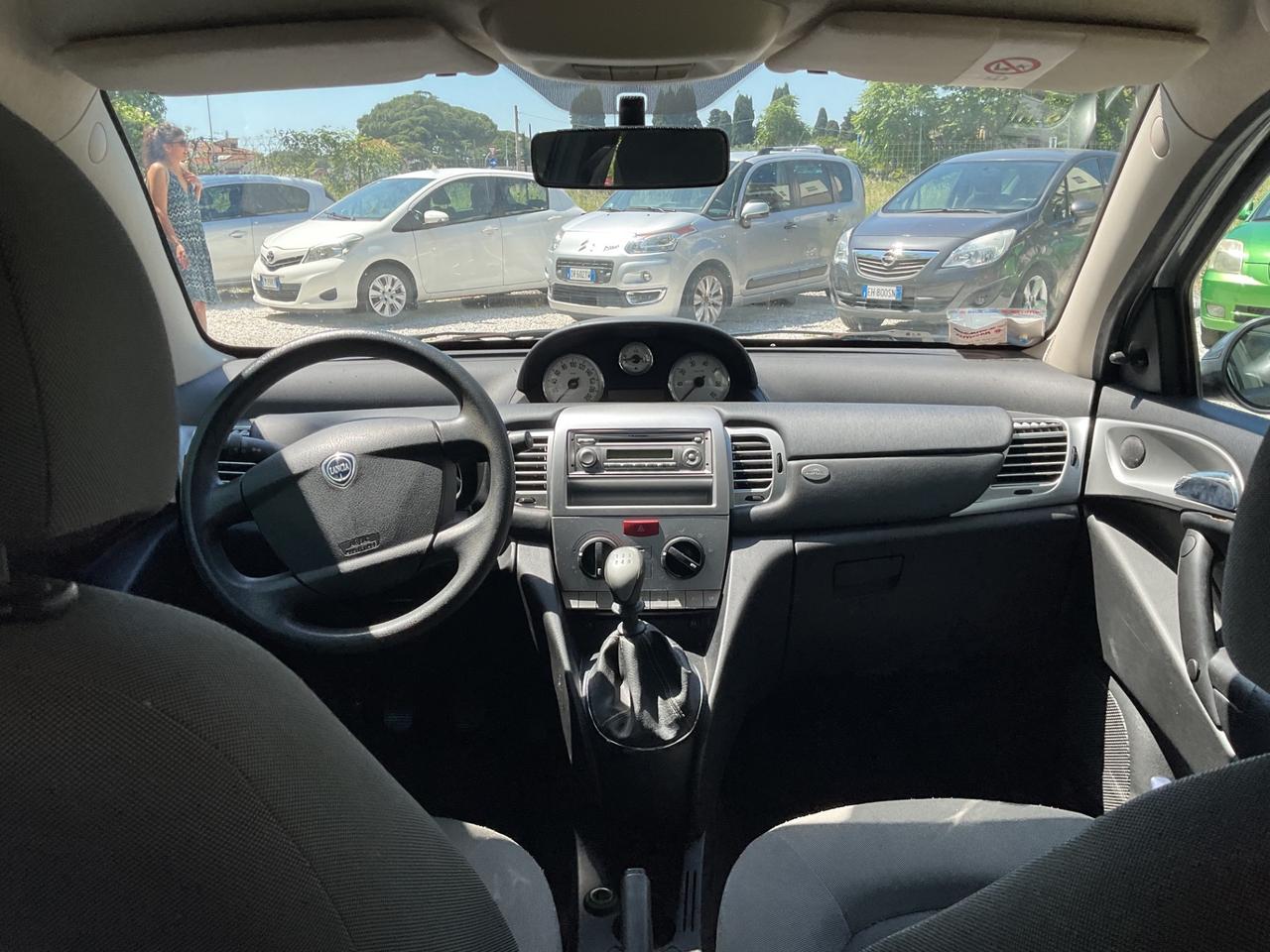 Lancia Ypsilon 1.2 Argento