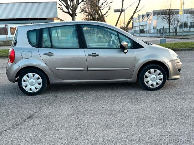 Renault Modus Grand 1.5 dCi 85CV Dynamique