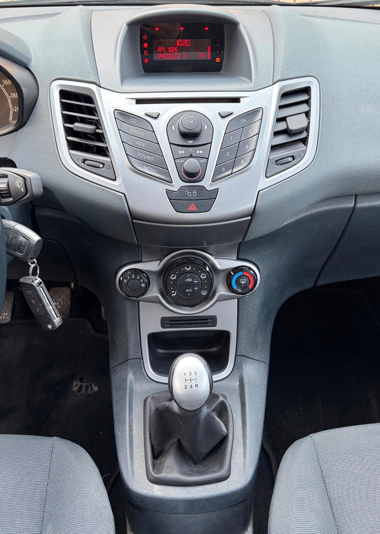 Ford Fiesta 1.2 82CV