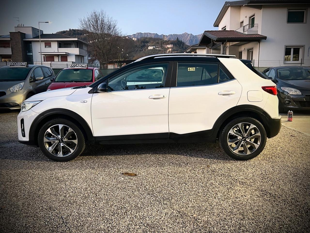 Kia Stonic 1.4 MPI 100 CV -UNIPROPRIETARIO