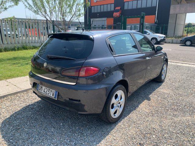 ALFA ROMEO 147 1.9 JTD (120) 5 porte Distinctive
