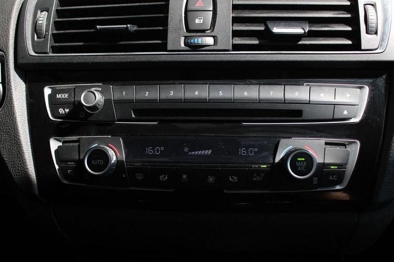 BMW Serie 1 (F20) 118D 5P. SPORT