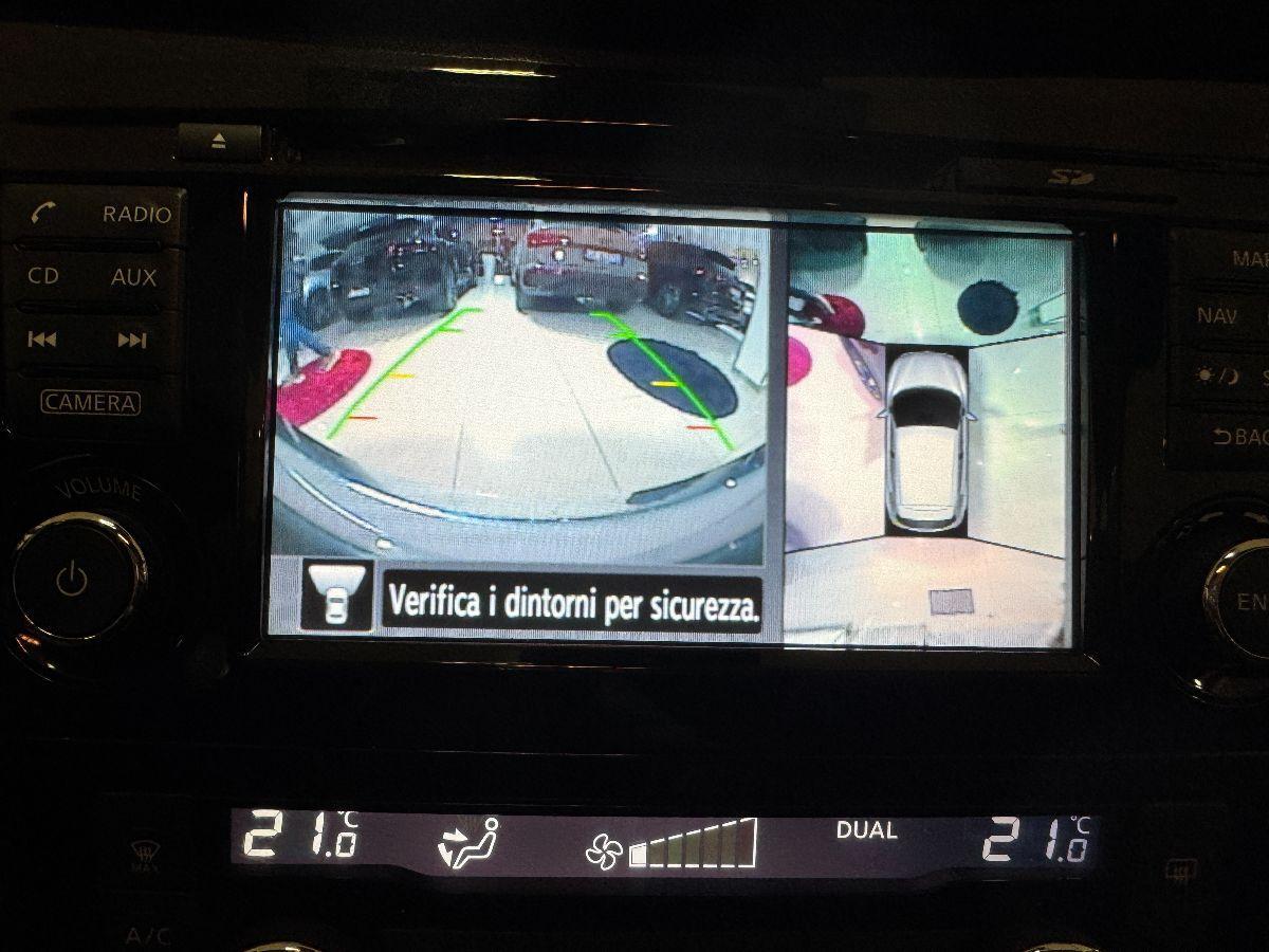 NISSAN Qashqai 1.5 dCi N-Connecta Tetto/Navi/camera