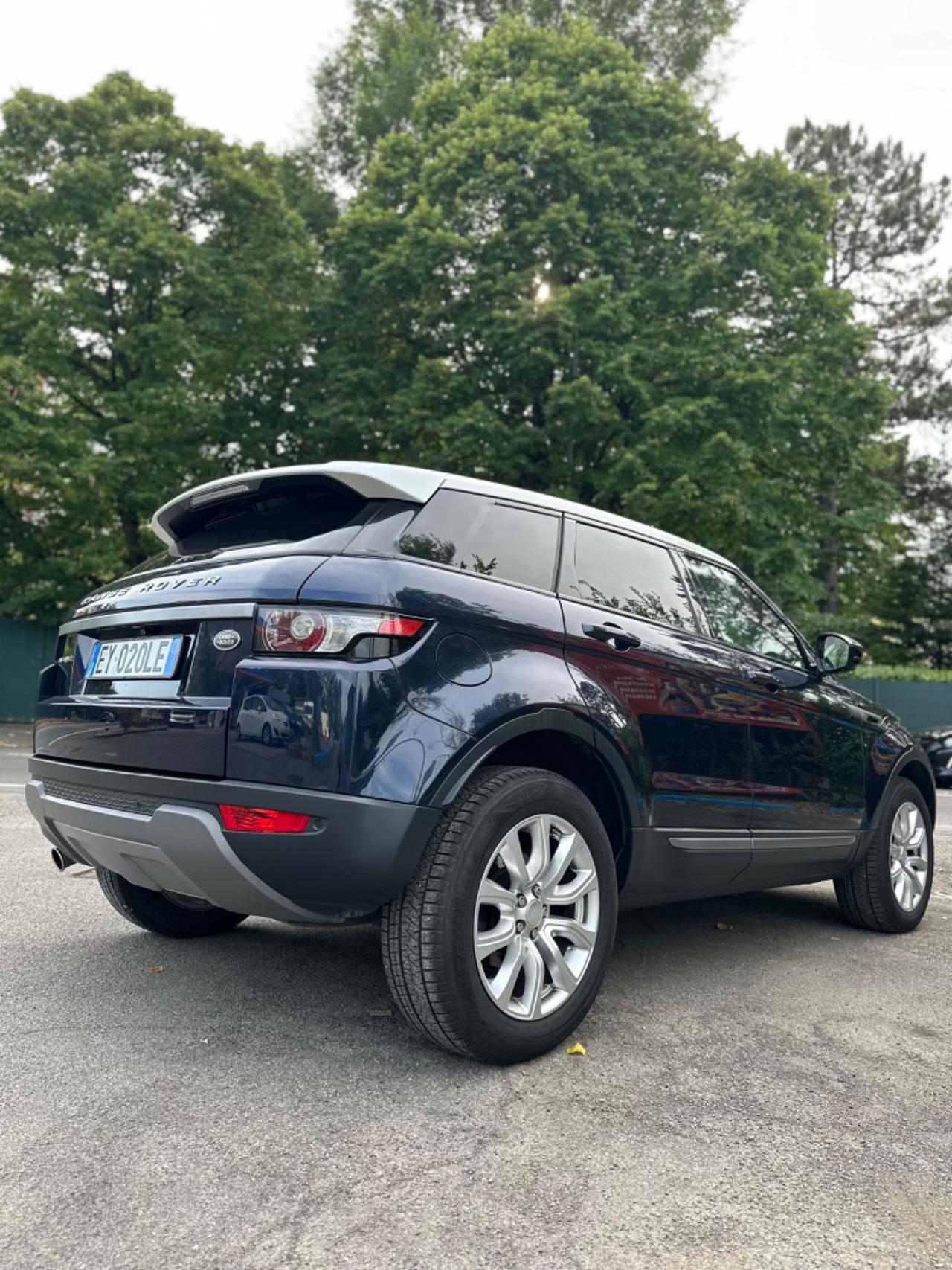 Land Rover Range Rover Evoque 2.2 TD4 5p. Prestige
