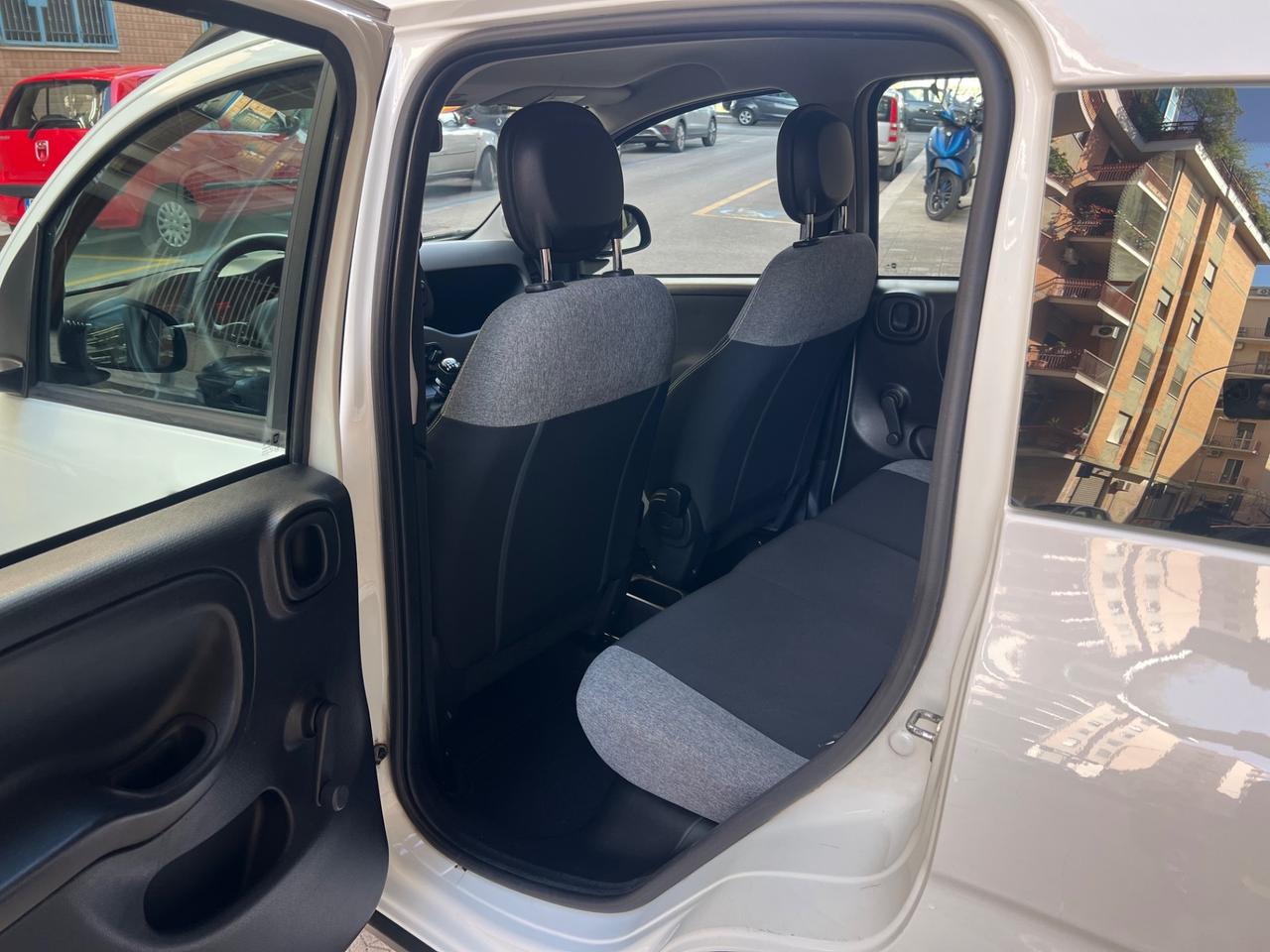 Fiat Panda 0.9 TwinAir Turbo Natural Power City Cross