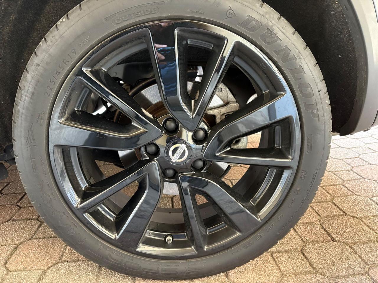 Nissan Qashqai Black Edition 1.6 dCi #7513