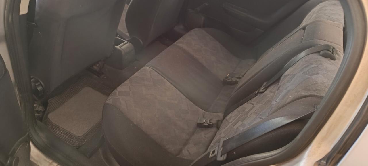 Opel Astra 1.4i 16V cat 5 porte Club