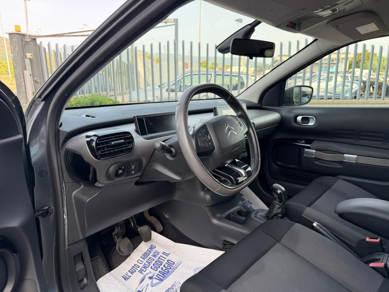 Citroen C4 Cactus BlueHDi 100 S&S Shine