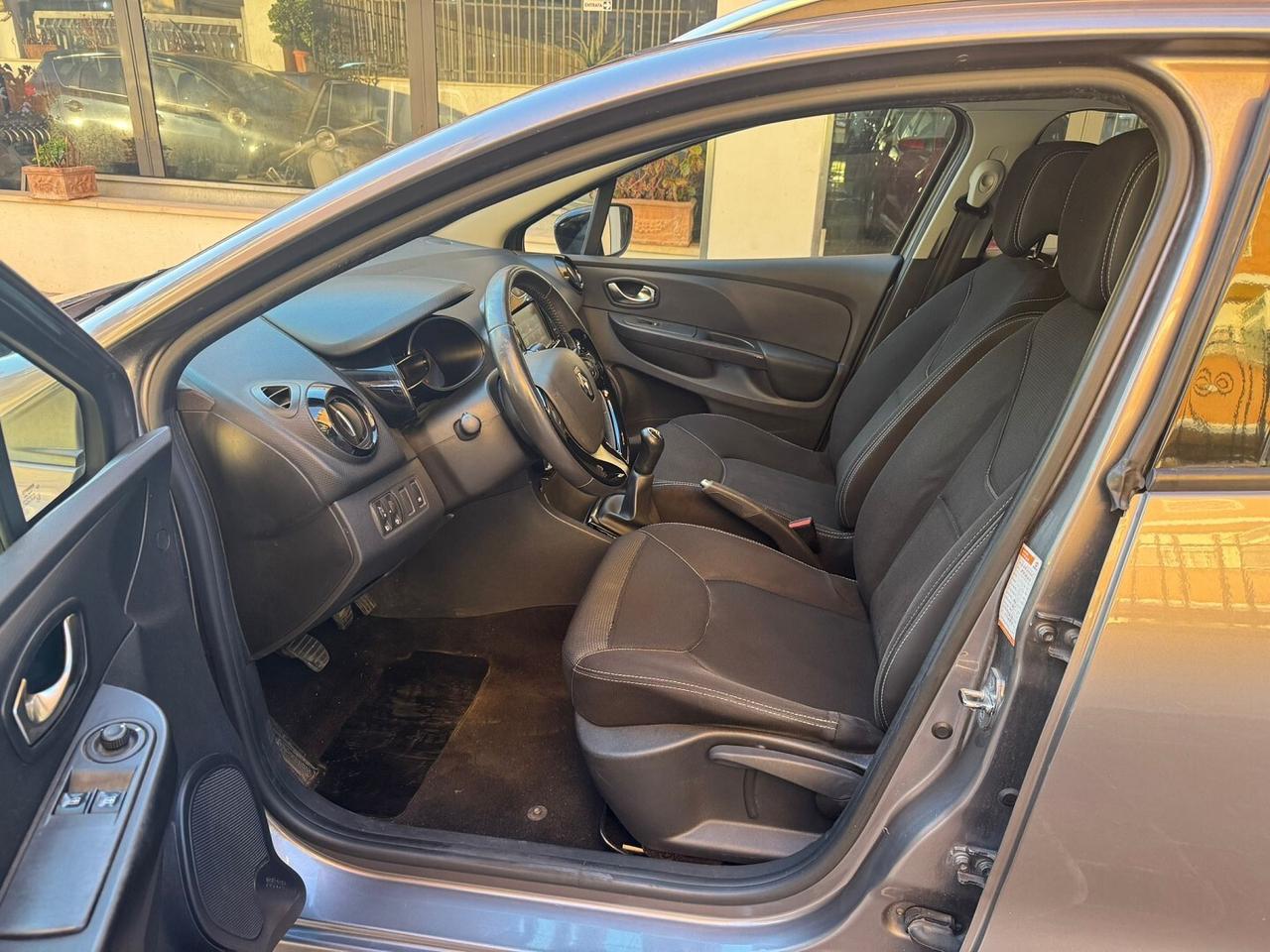 RENAULT Clio Sporter 1.5 dCi 75CV UNIPRO