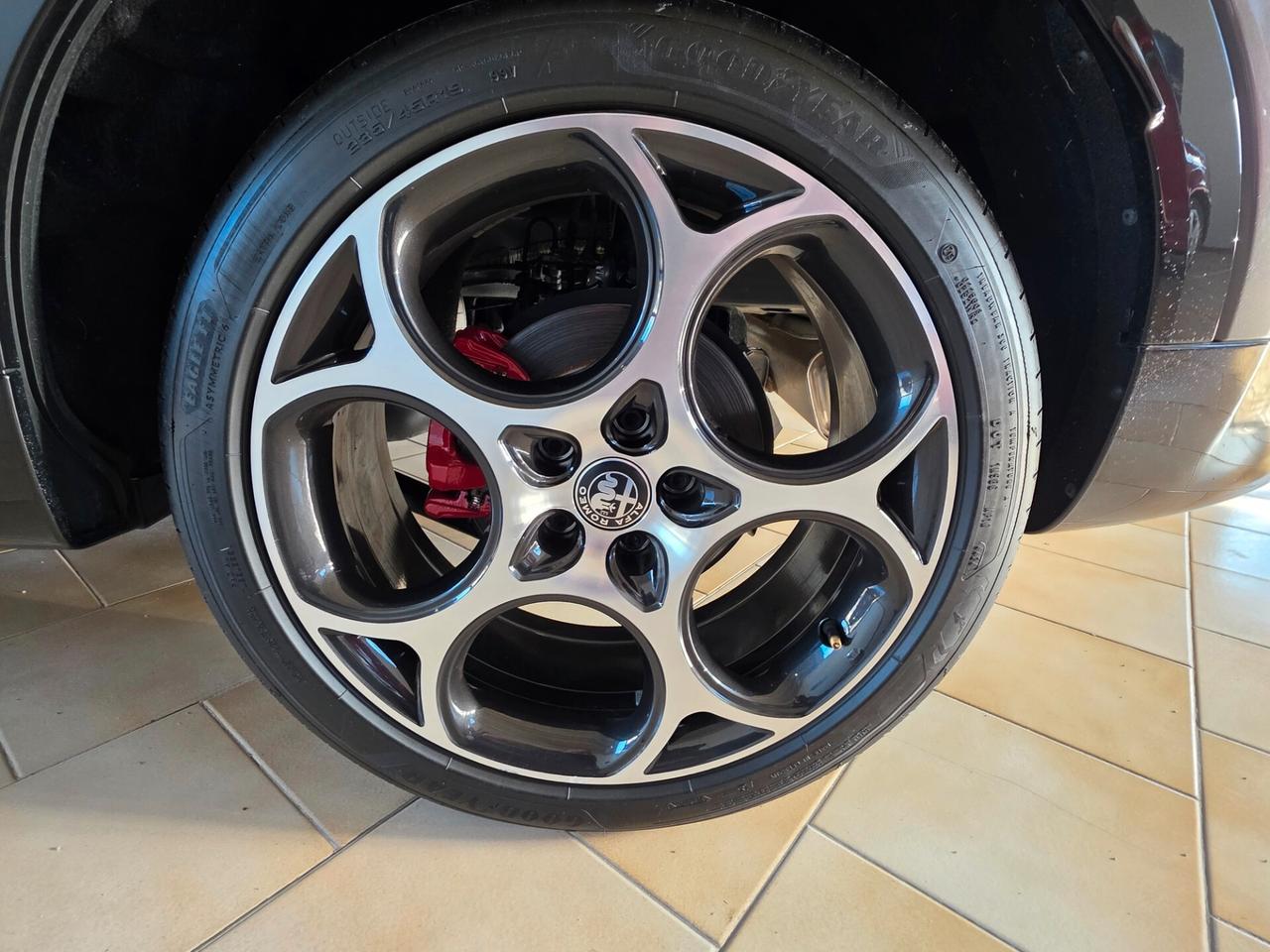 Alfa Romeo Tonale 1.5 130 CV MHEV TCT7 Veloce