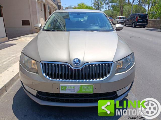 SKODA Octavia 1.6 TDI CR 105 CV Elegance NEOPATENTATI