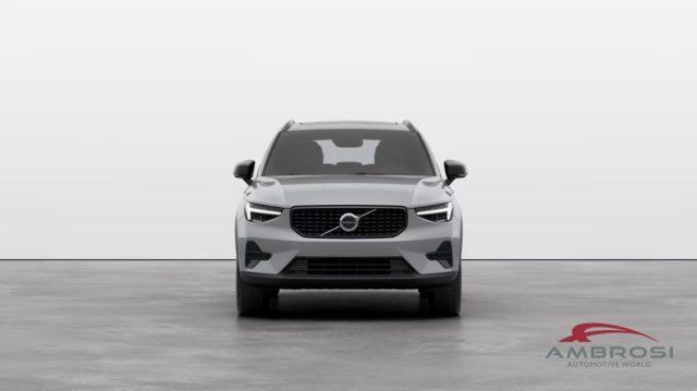 VOLVO XC40 B4 Mild hybrid Benzina Ultra Dark