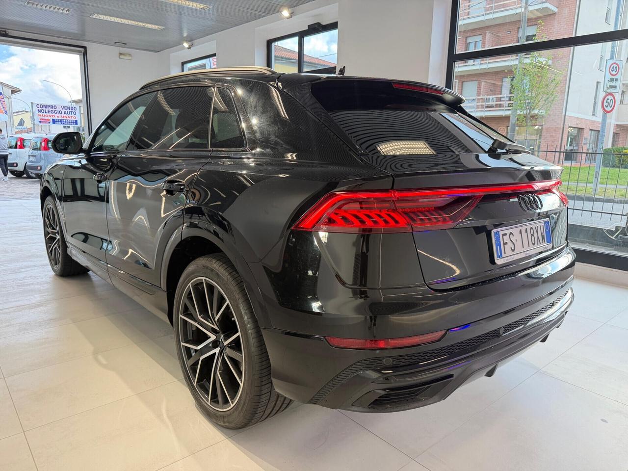 Audi Q8 50 TDI 286 CV quattro tiptronic Sport