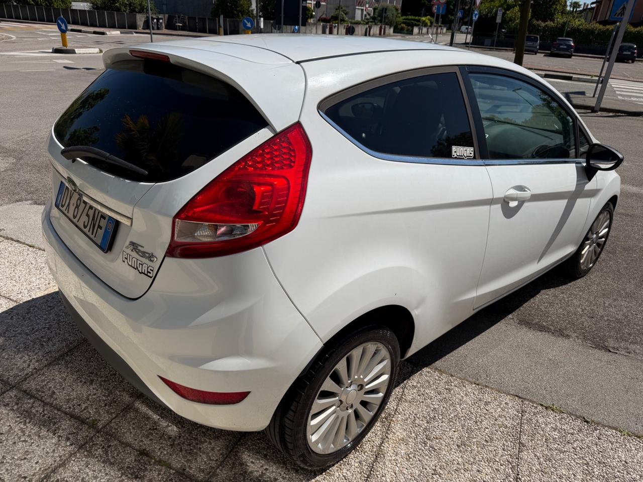 Ford Fiesta BENZINA / GPL OK NEO