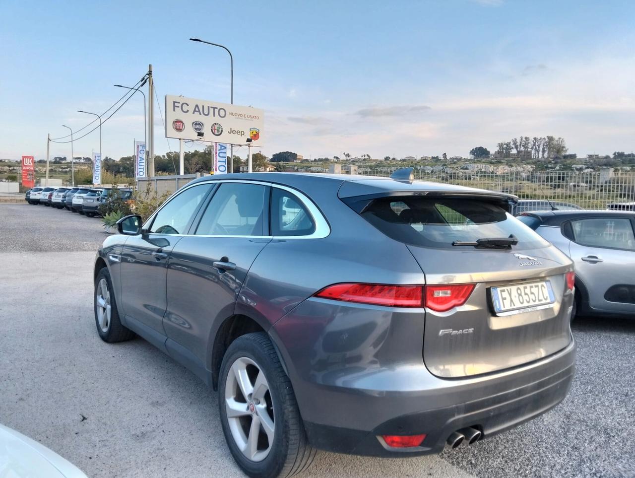 Jaguar F-Pace 2.0 D 180 CV AWD aut. Portfolio