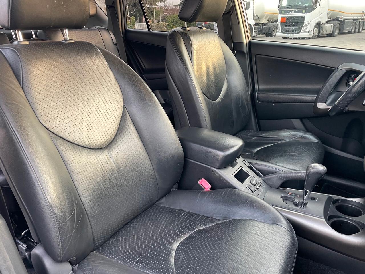 Toyota RAV 4 RAV4 Crossover 2.2 D-Cat A/T 150 CV Executive