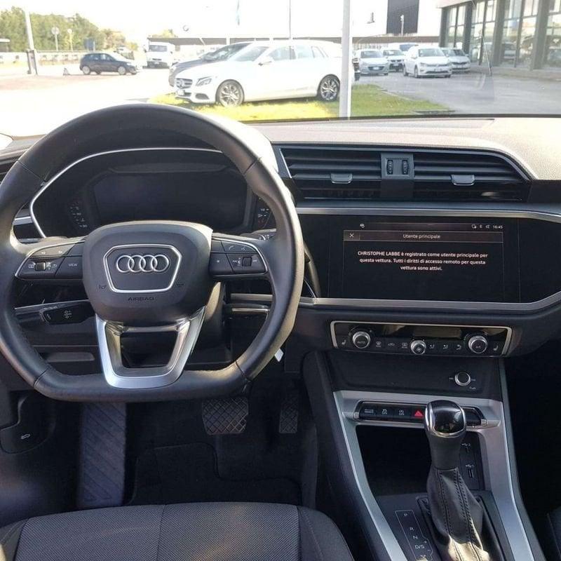 Audi Q3 Sportback 35 2.0 150 CV TDI Tronic Business Plus