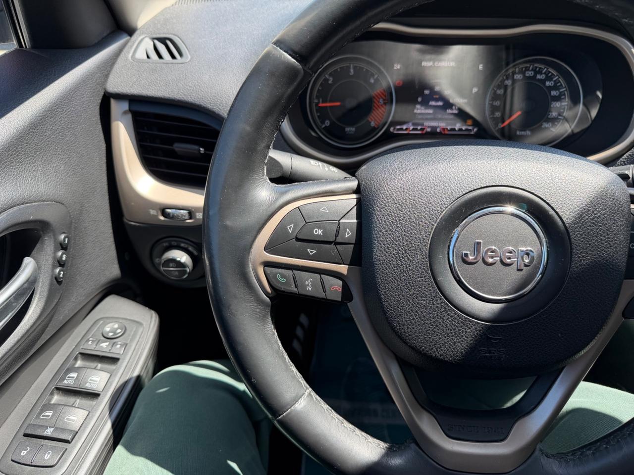 Jeep Cherokee 2.0mjt Limited 170cv 4x4/163.000KM