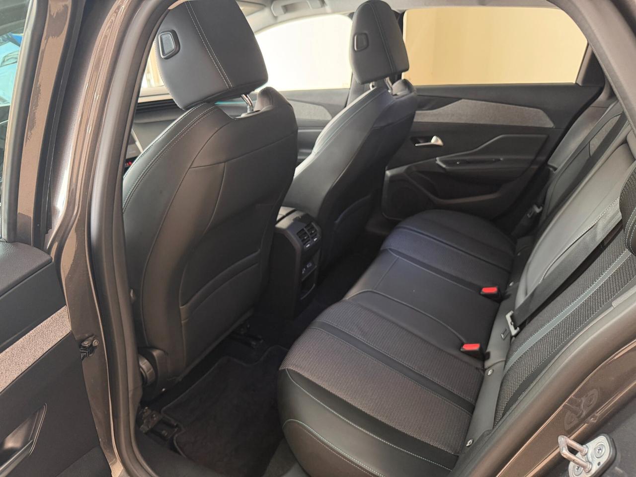 Peugeot 308 BlueHDi 130 S&S EAT8 SW Allure Pack