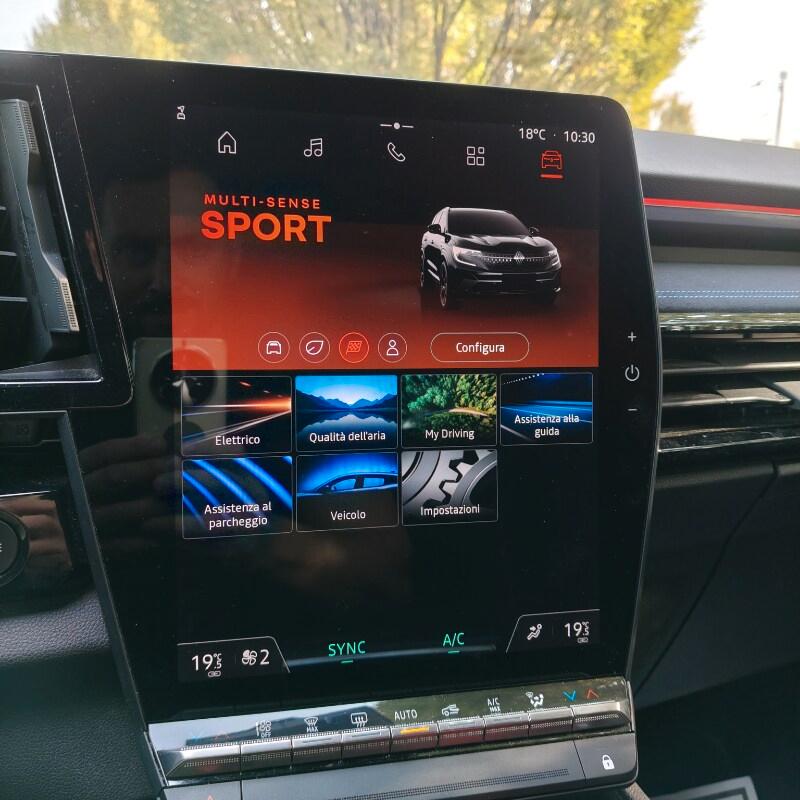 RENAULT Austral Austral Full Hybrid E-Tech 200 ...