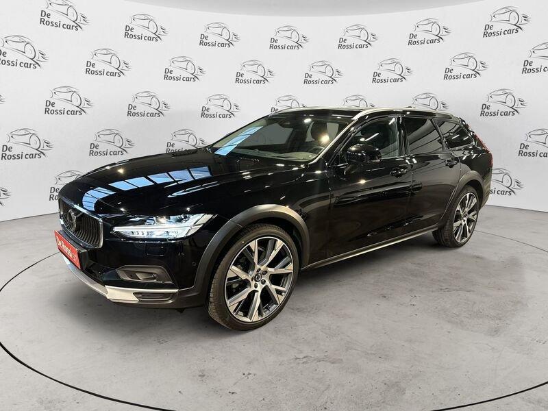 Volvo V90 Cross Country B5 (d) AWD automatico Ultimate
