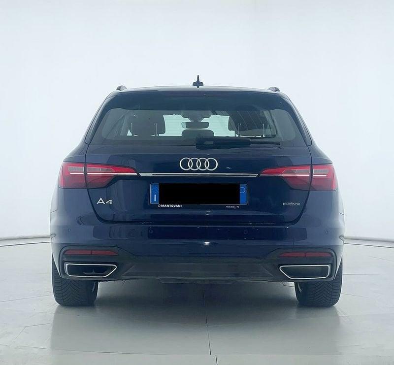 Audi A4 Avant 40 TDI quattro S tronic Business Advanced