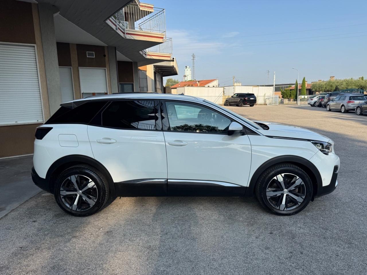 Peugeot 3008 BlueHDi 130 - OK Neopatentati