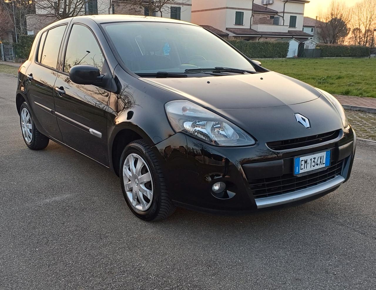 Renault Clio 1.2 16V 5 porte GPL Dynamique