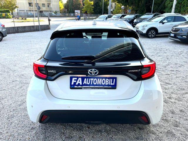 TOYOTA Yaris 1.5 Hybrid 5 porte TREND