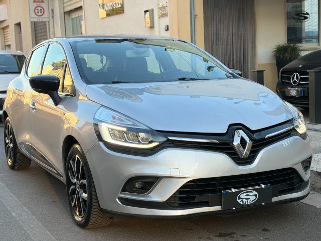 RENAULT Clio 1.5dCi 75CV Moschino Life