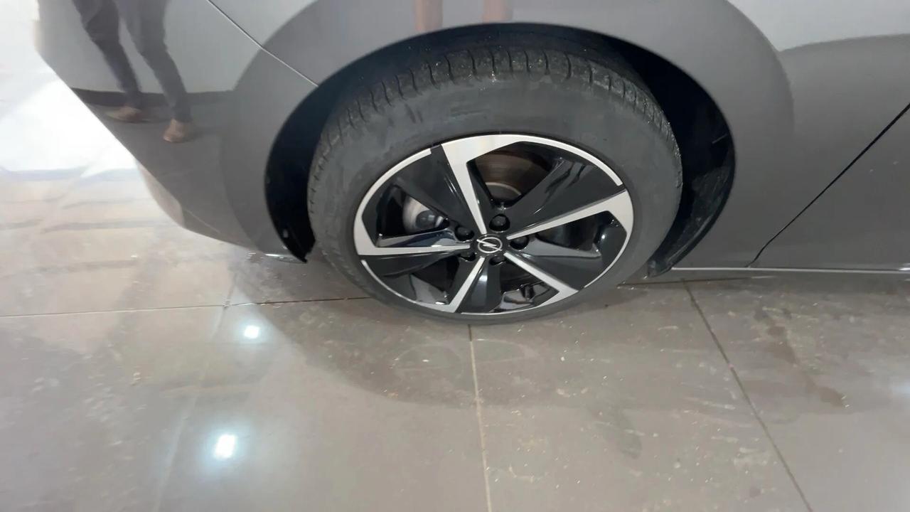 Opel Astra 1.2 Turbo 130 CV Business Elegance