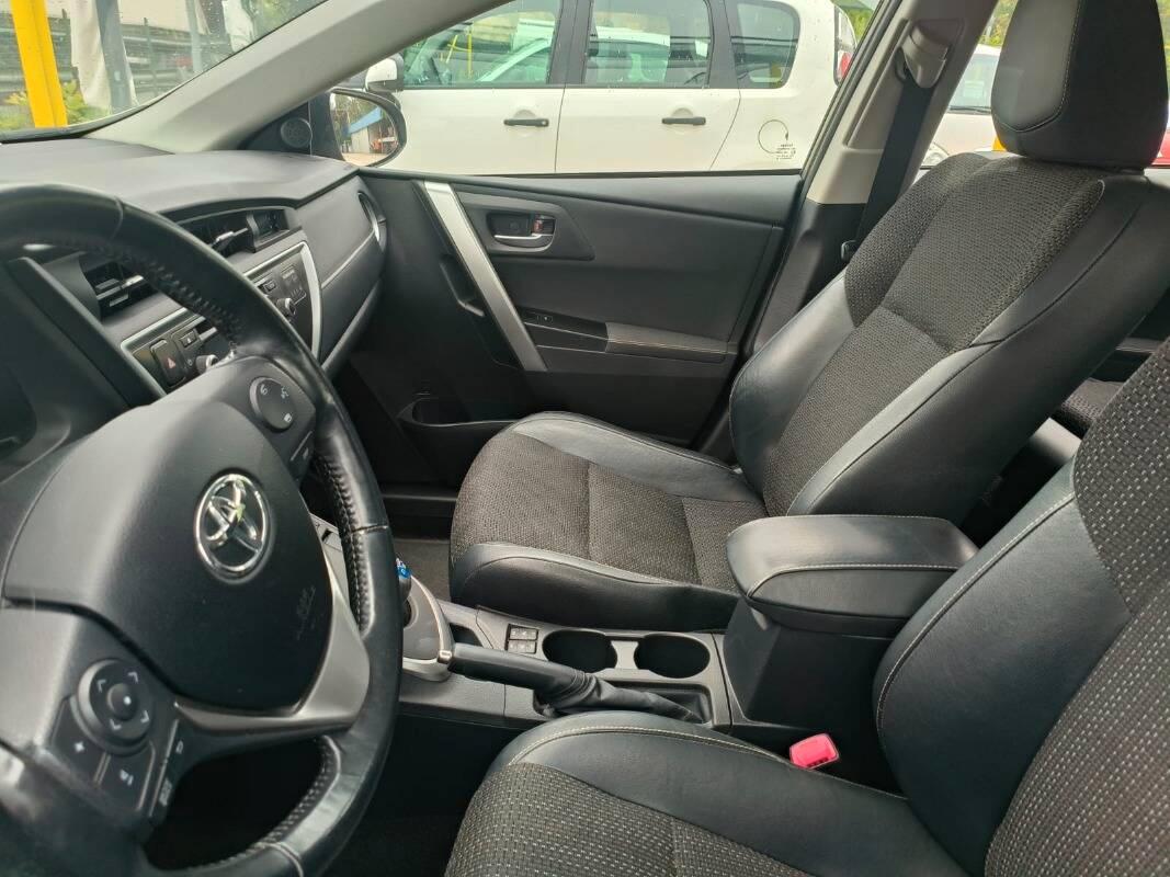 Toyota Auris 1.8h Active eco 5p