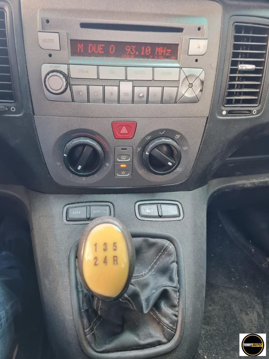 LANCIA Musa 1.4 Benzina/Gpl-Neopatentati-Anno 2012