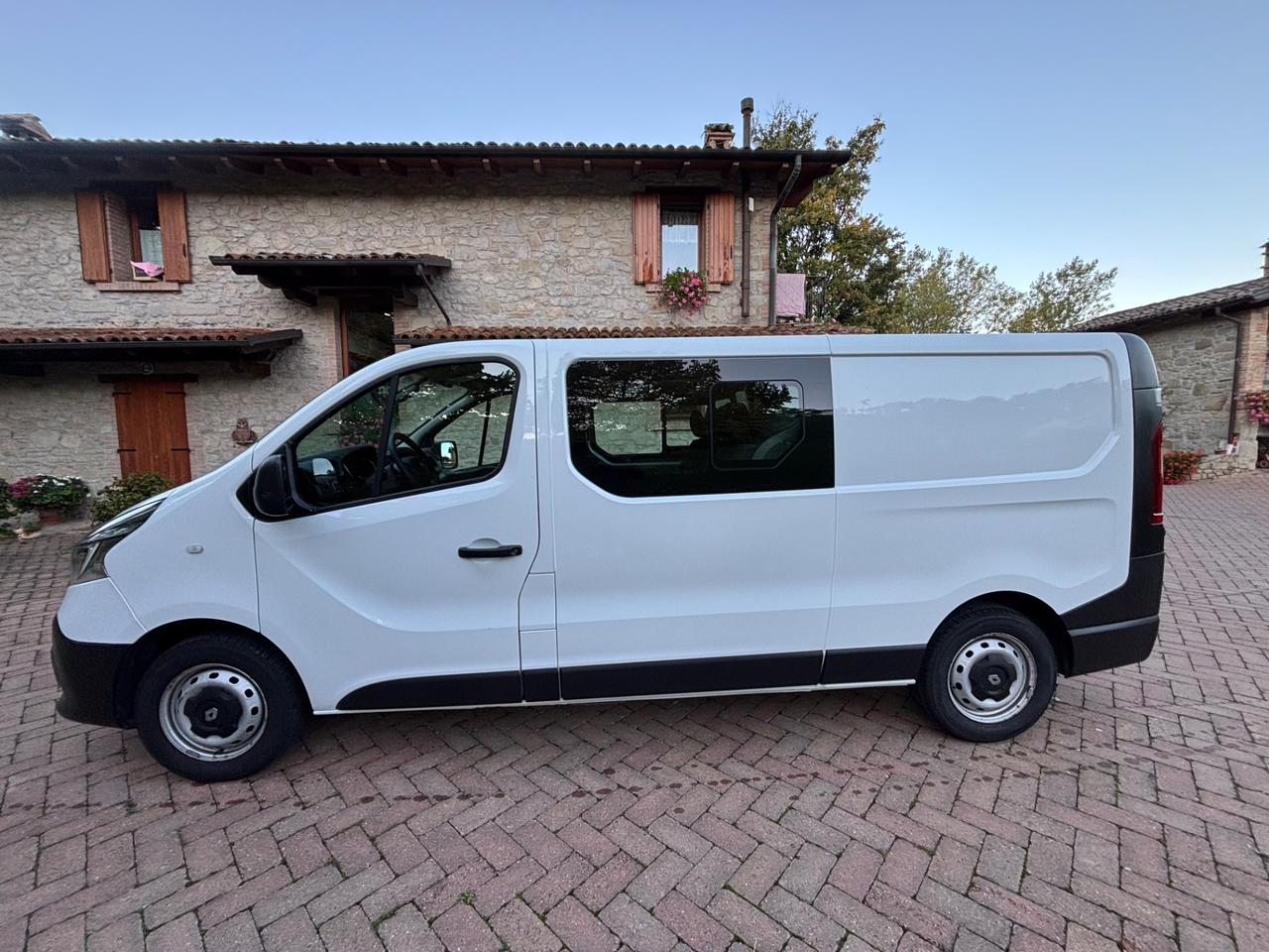 Renault Trafic T27 2.0 dCi 120CV 6 POSTI - 09/2020