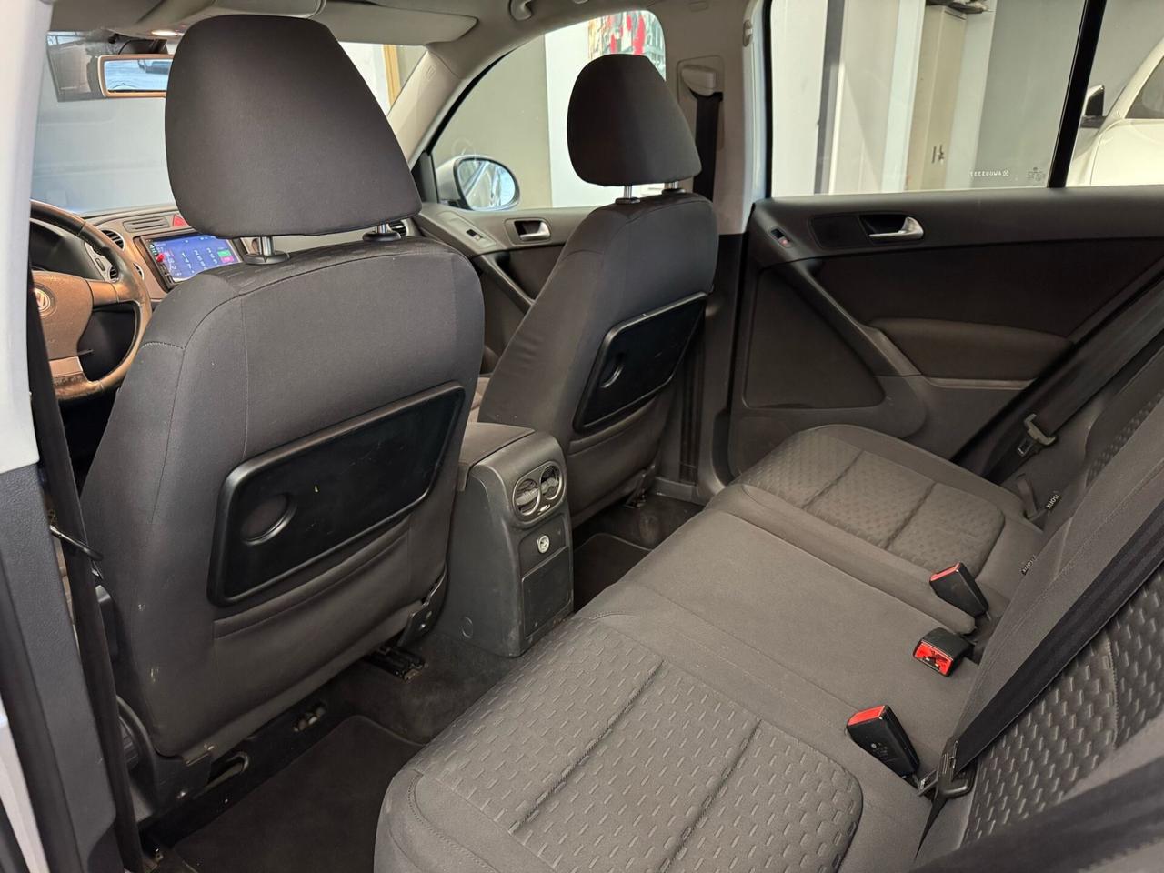 Volkswagen Tiguan 2.0 TDI DPF 4MOTION tiptronic Track & Avenue
