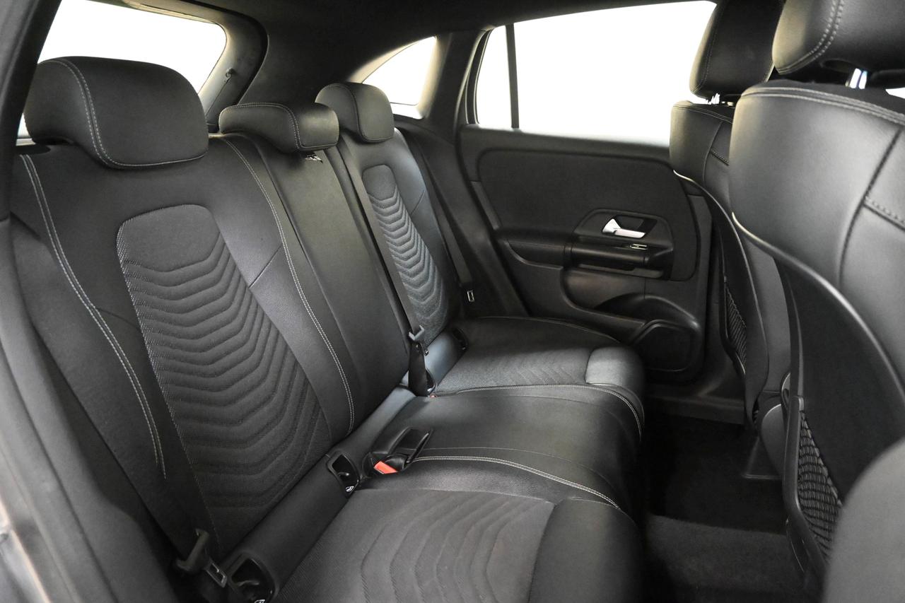 MERCEDES GLA (H247) GLA 250 e hybrid E...