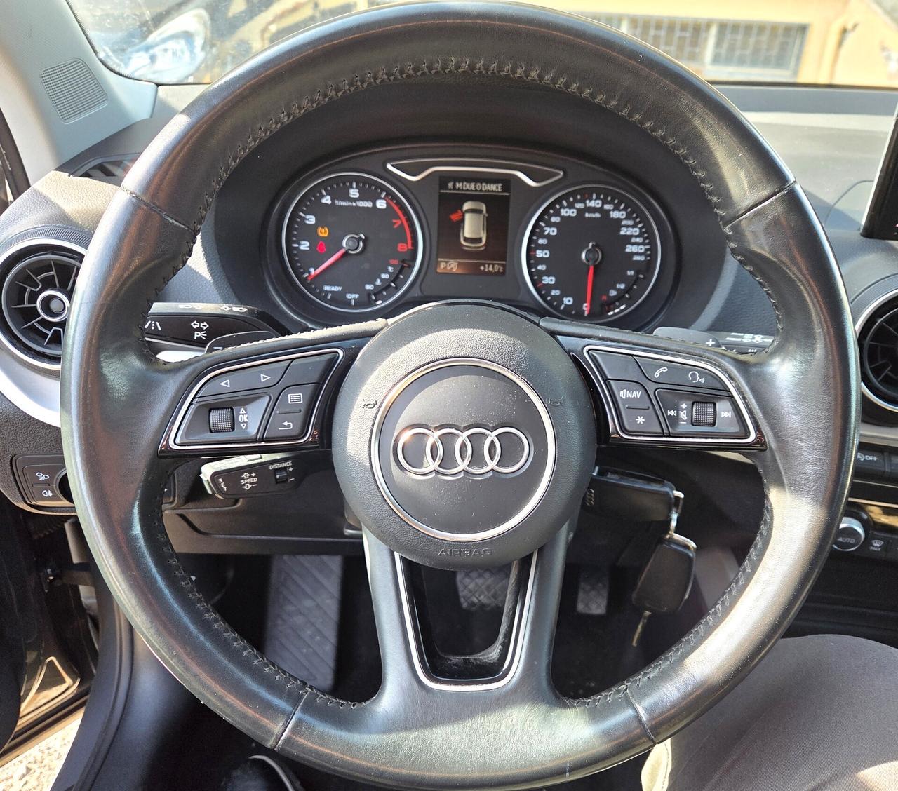 Audi Q2 35 TFSI AUTOM. KM 102000 GARANZIA IVA INCLUSA