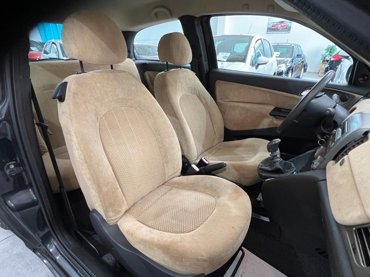 Lancia Ypsilon 1.2 80 CV - PLATINO - 2005