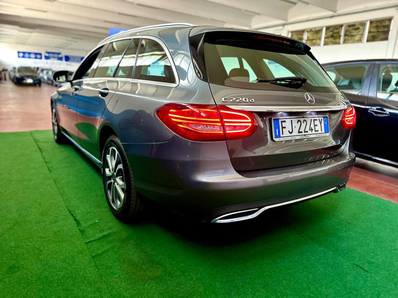 Splendida Mercedes-benz C 220 d S.W. 4Matic Business