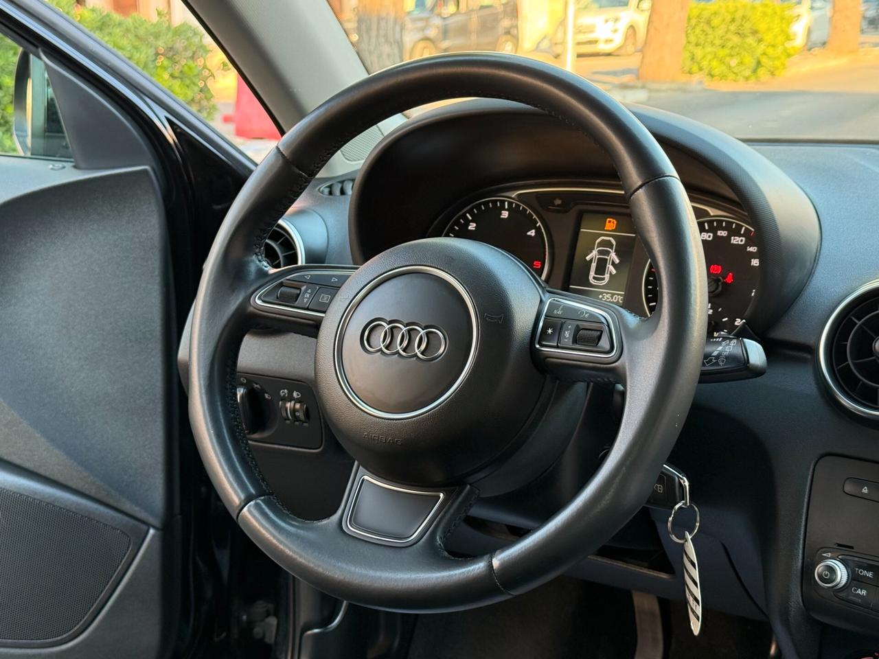 Audi A1 SPB 1.6 TDI 90CV Attraction - 2014