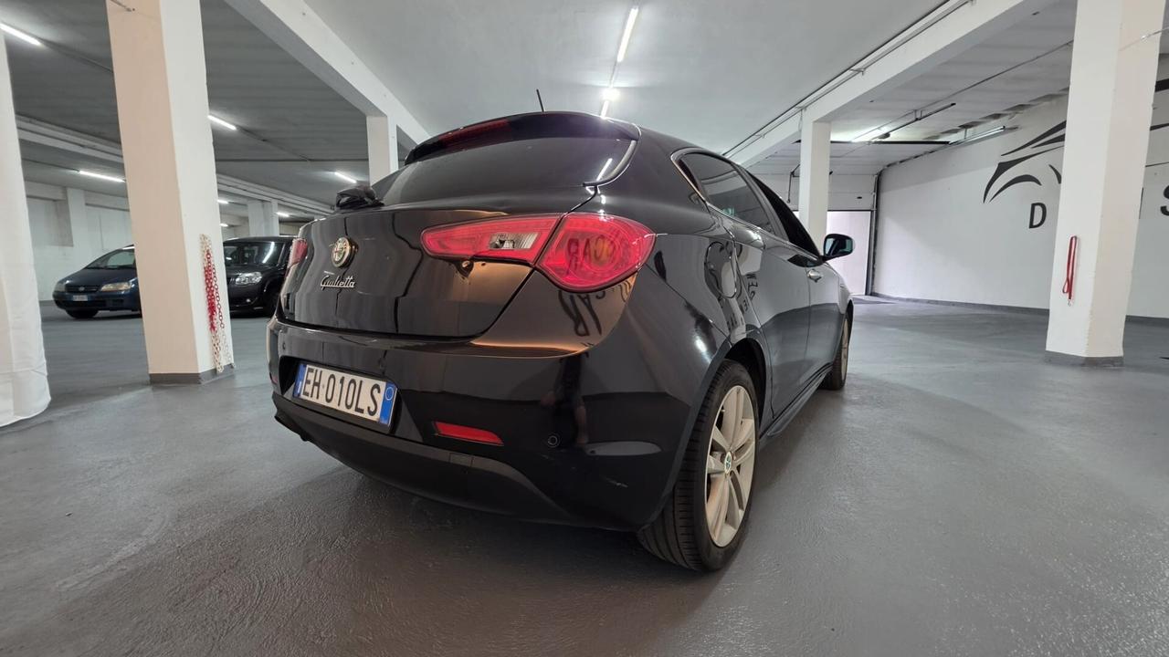 Alfa Romeo Giulietta 1.6 JTDm-2 105 CV Exclusive