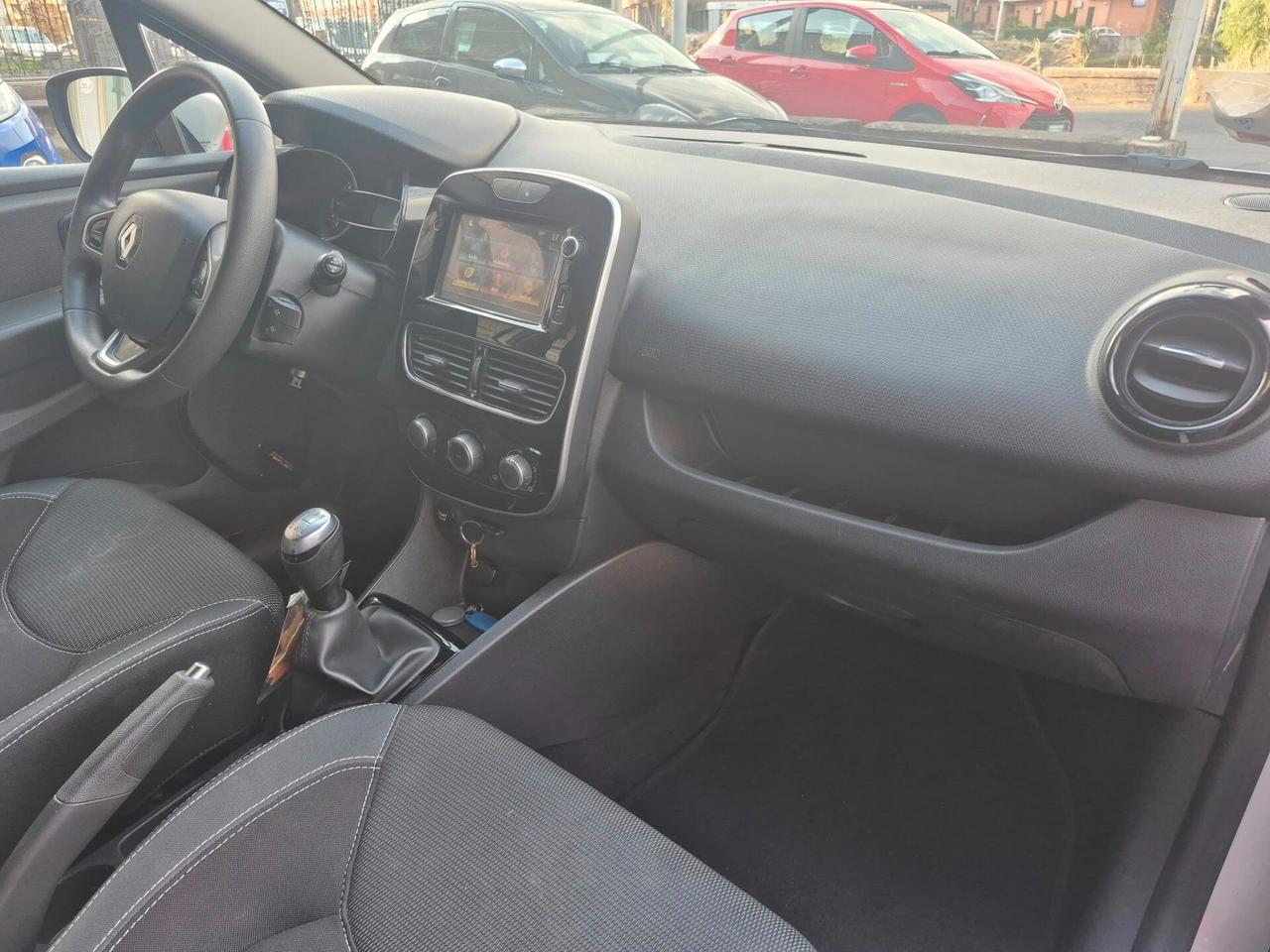 Renault Clio TCe 12V 90 CV Start&Stop 5 porte Energy Duel